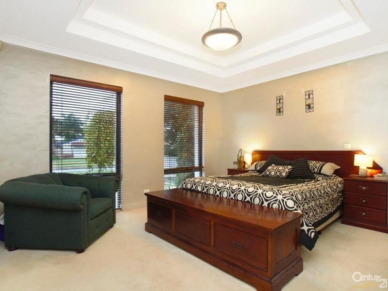 62 Central Park Avenue, Canning Vale WA 6155