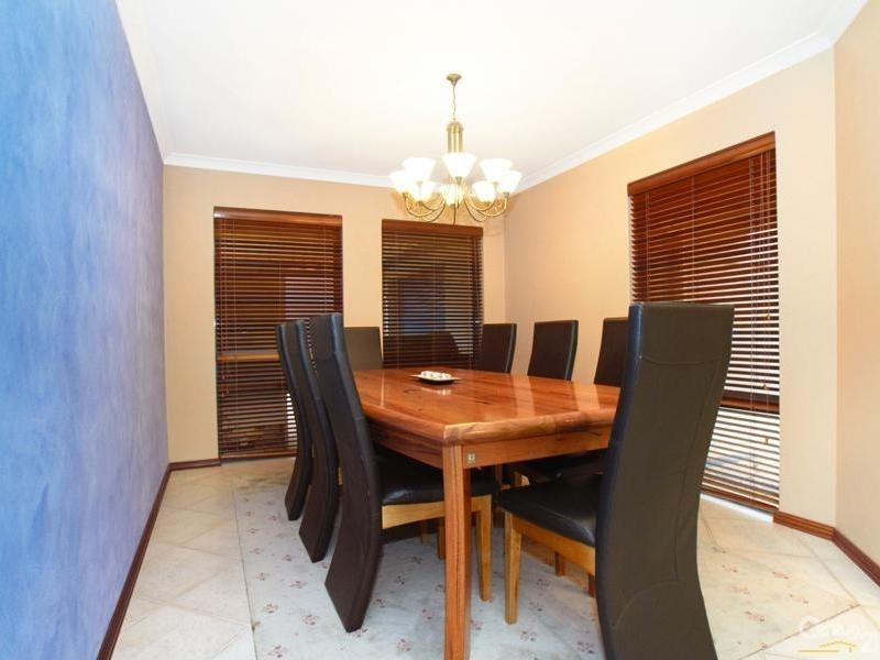 62 Central Park Avenue, Canning Vale WA 6155