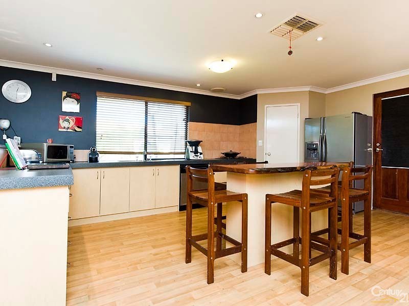 64 Gay Street, Huntingdale WA 6110