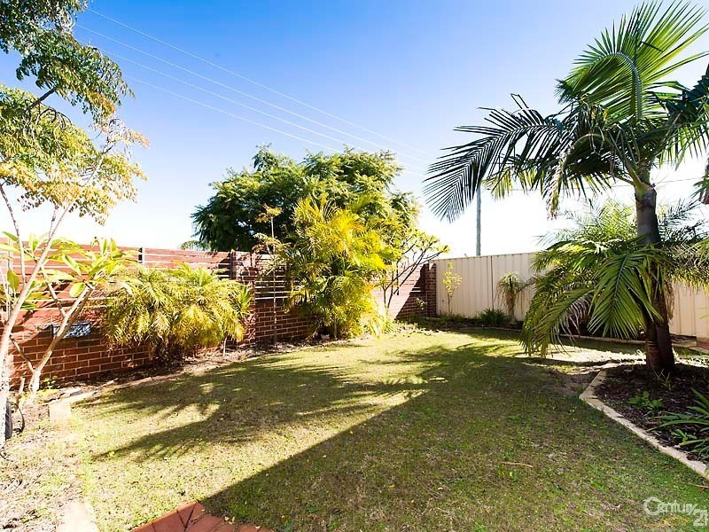 64 Gay Street, Huntingdale WA 6110