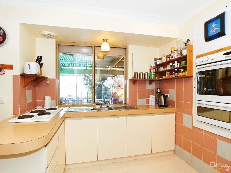 142 Elderberry Drive, South Lake WA 6164