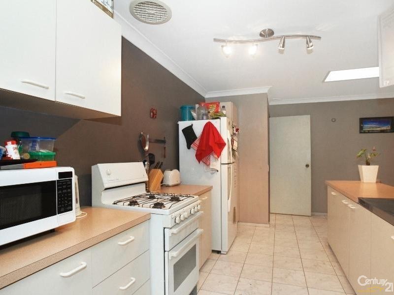 13 McLeish Place, Thornlie WA 6108