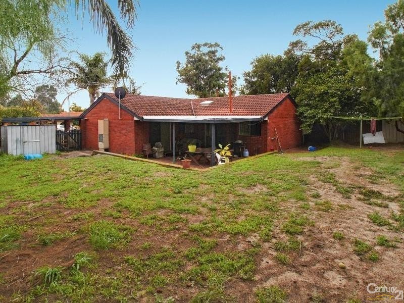 13 McLeish Place, Thornlie WA 6108