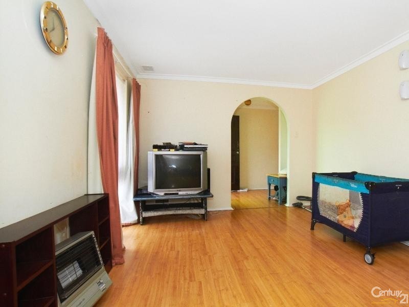 7 Rushbrook Way, Thornlie WA 6108