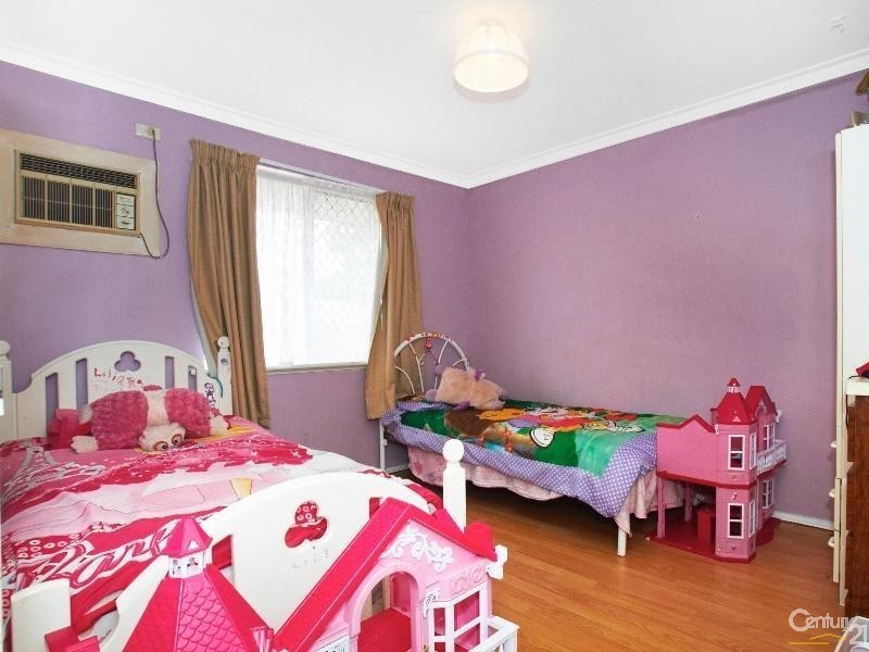 7 Rushbrook Way, Thornlie WA 6108