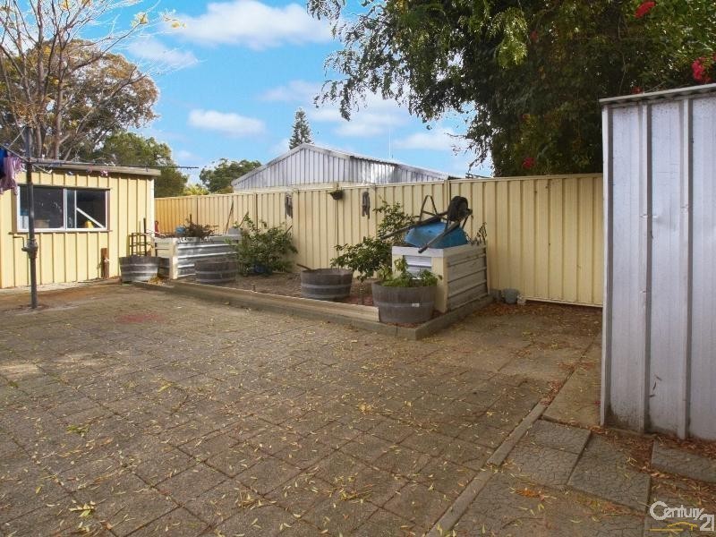 7 Rushbrook Way, Thornlie WA 6108