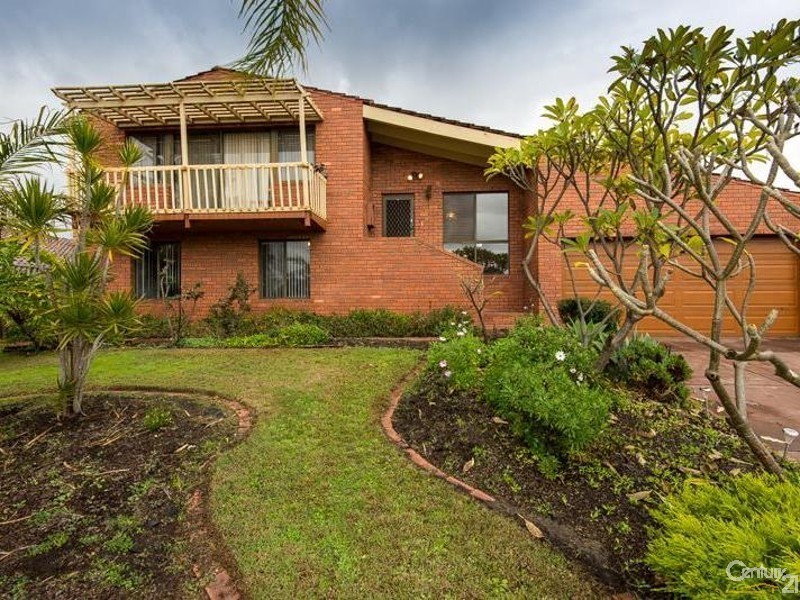 17 Crusader Drive, Thornlie WA 6108