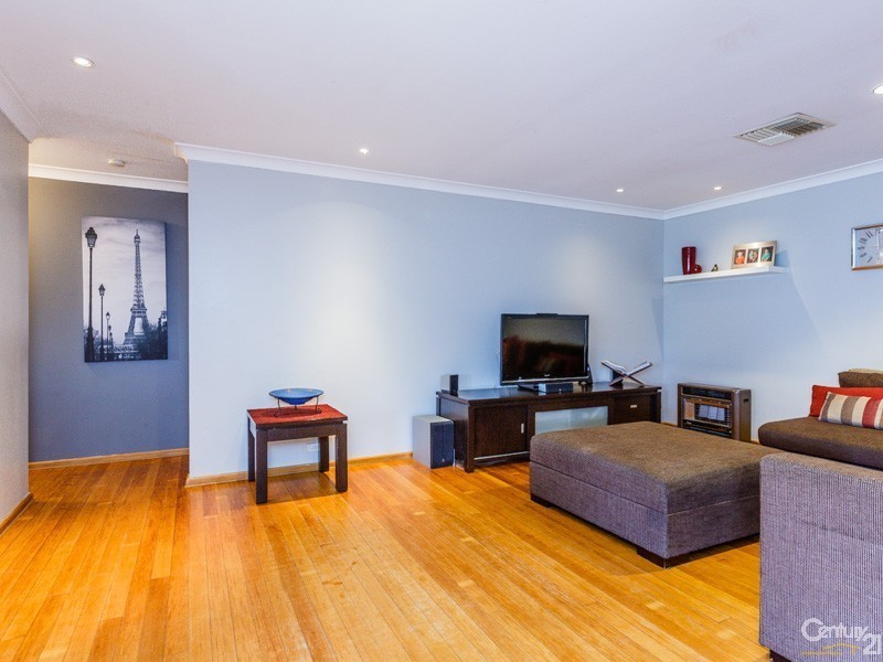 9 Hillegine Court, Gosnells WA 6110