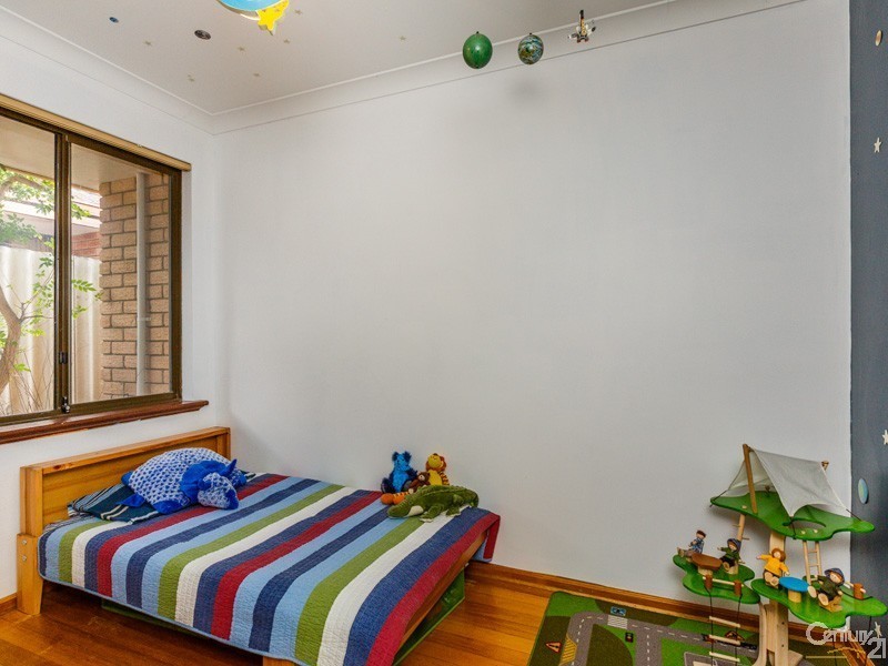 9 Hillegine Court, Gosnells WA 6110