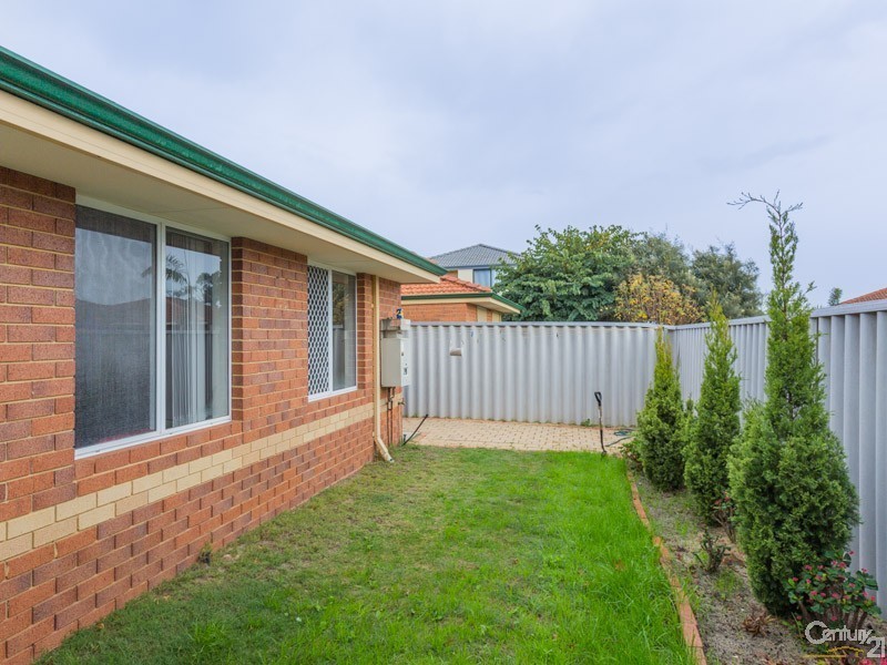18/11 Elvire Street, Viveash WA 6056