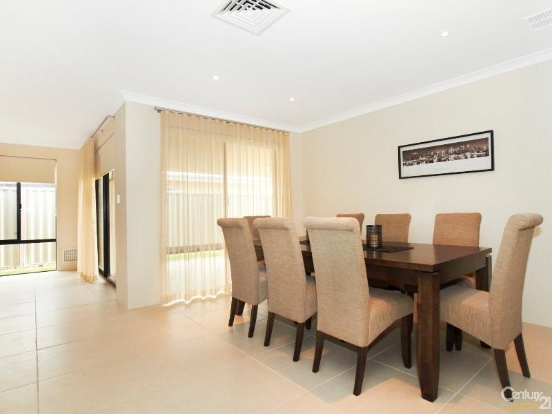 40 Rockefeller Way, Harrisdale WA 6112