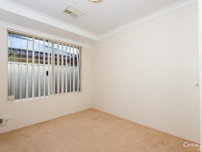 10 Sittella Gardens, East Cannington WA 6107