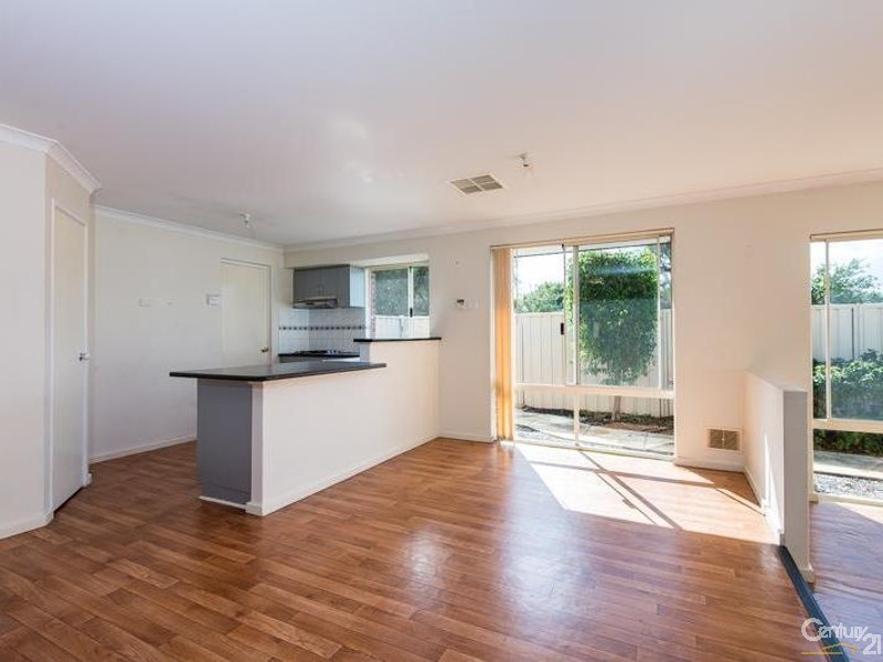 10 Sittella Gardens, East Cannington WA 6107