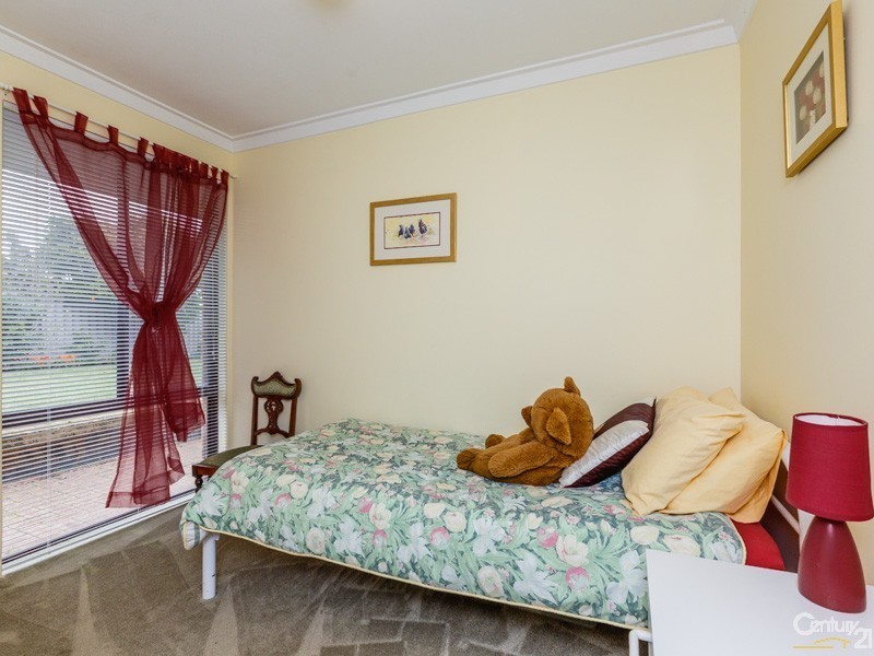 8 Dane Place, Willetton WA 6155