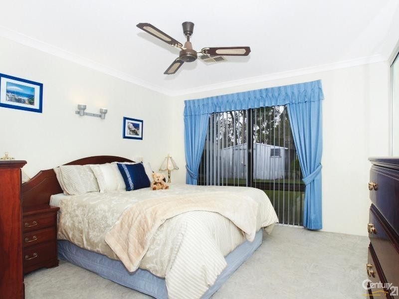 29 Lakesend Road, Thornlie WA 6108