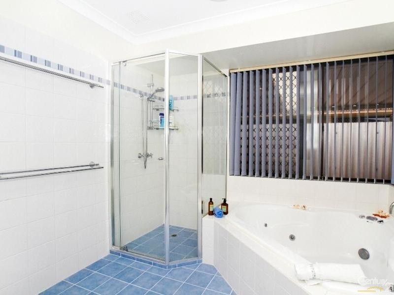 29 Lakesend Road, Thornlie WA 6108