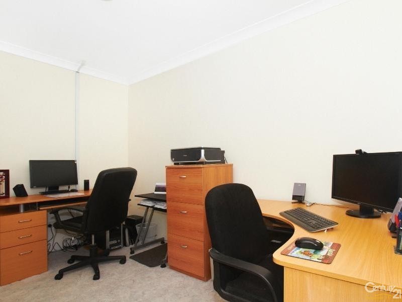 29 Lakesend Road, Thornlie WA 6108