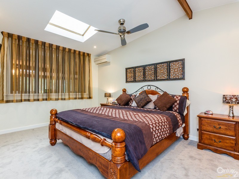 50 Raeburn Road, Roleystone WA 6111