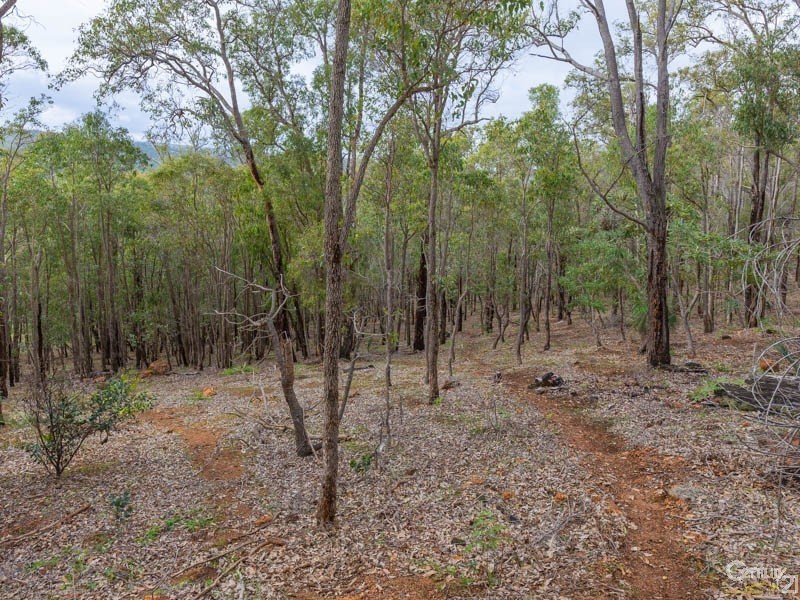 10 Mount Dale View, Roleystone WA 6111