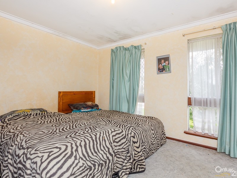 6 Chiddington Street, Beckenham WA 6107
