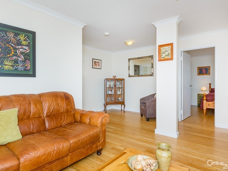 55 Fairfield Gardens, Canning Vale WA 6155