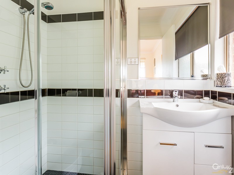 55 Fairfield Gardens, Canning Vale WA 6155