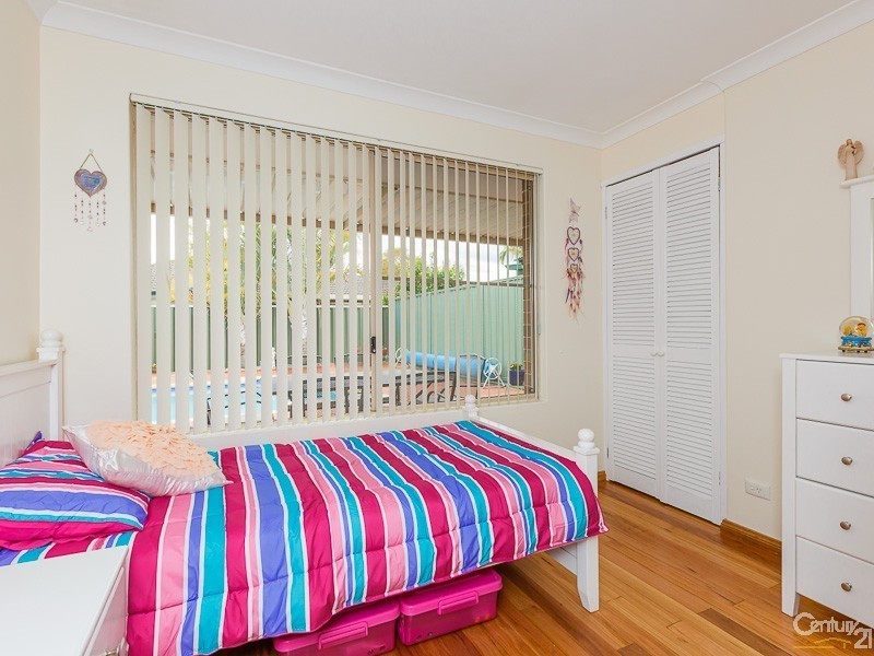 55 Fairfield Gardens, Canning Vale WA 6155