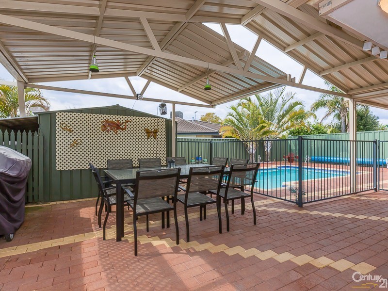 55 Fairfield Gardens, Canning Vale WA 6155