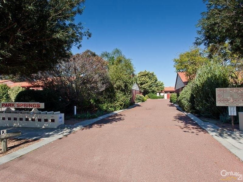 10/7 Menzies Place, Thornlie WA 6108