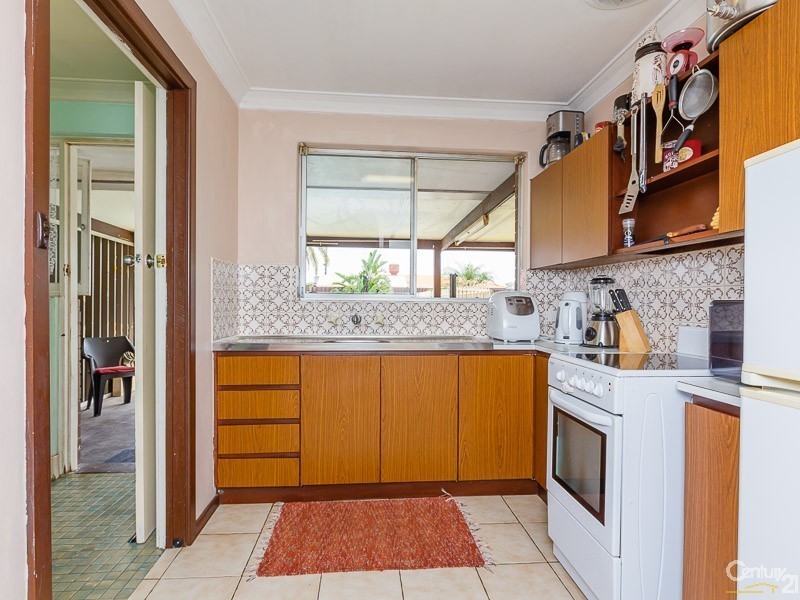 217 Nicholson Road, Lynwood WA 6147