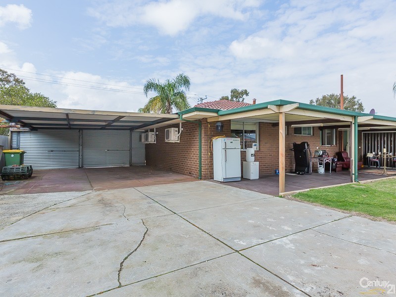 217 Nicholson Road, Lynwood WA 6147