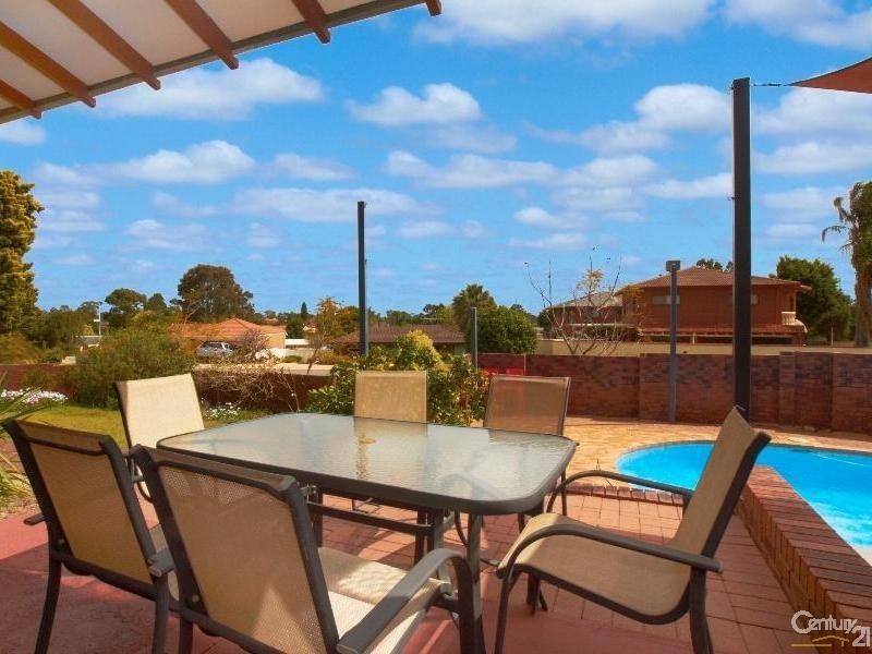 38 Grenfell Way, Leeming WA 6149