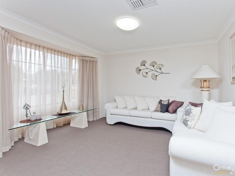 7 Lucinda Court, Huntingdale WA 6110