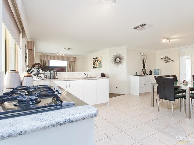 7 Lucinda Court, Huntingdale WA 6110