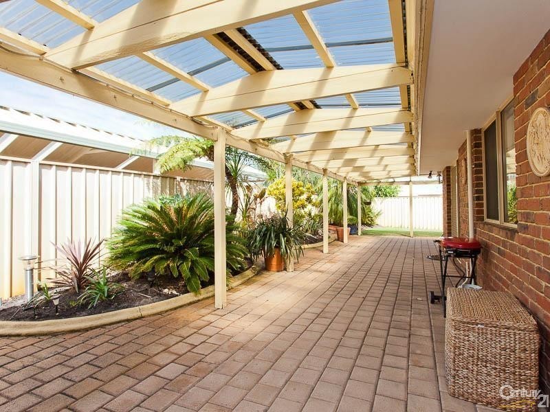 7 Lucinda Court, Huntingdale WA 6110