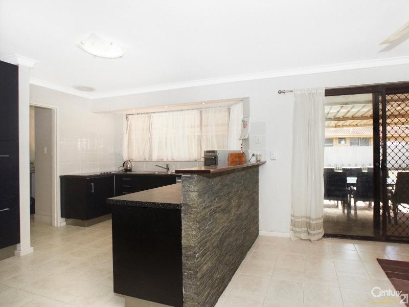 16 Kellerman Way, Gosnells WA 6110