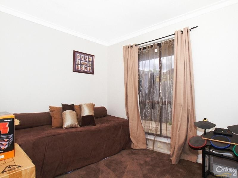 16 Kellerman Way, Gosnells WA 6110