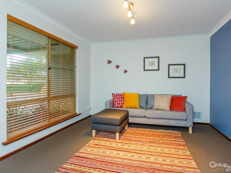 9 Javanica Court, Warnbro WA 6169