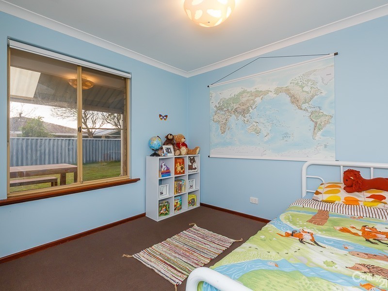 9 Javanica Court, Warnbro WA 6169