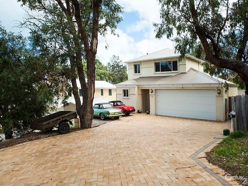 9 Hazel Avenue, Quinns Rocks WA 6030