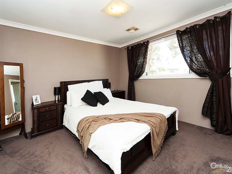 9 Hazel Avenue, Quinns Rocks WA 6030