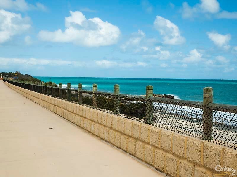 9 Hazel Avenue, Quinns Rocks WA 6030