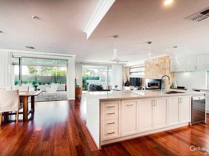 190 Honeywood Avenue, Wandi WA 6167