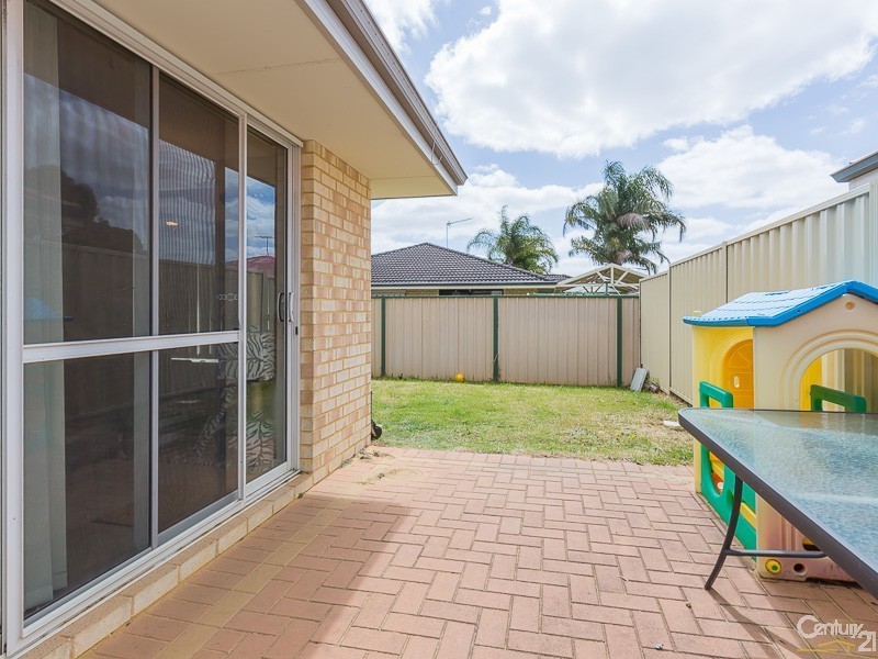 51 Isaba Parkway, Seville Grove WA 6112