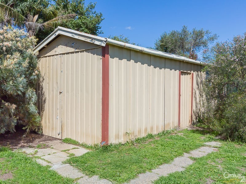 15  Exbury Road, Armadale WA 6112