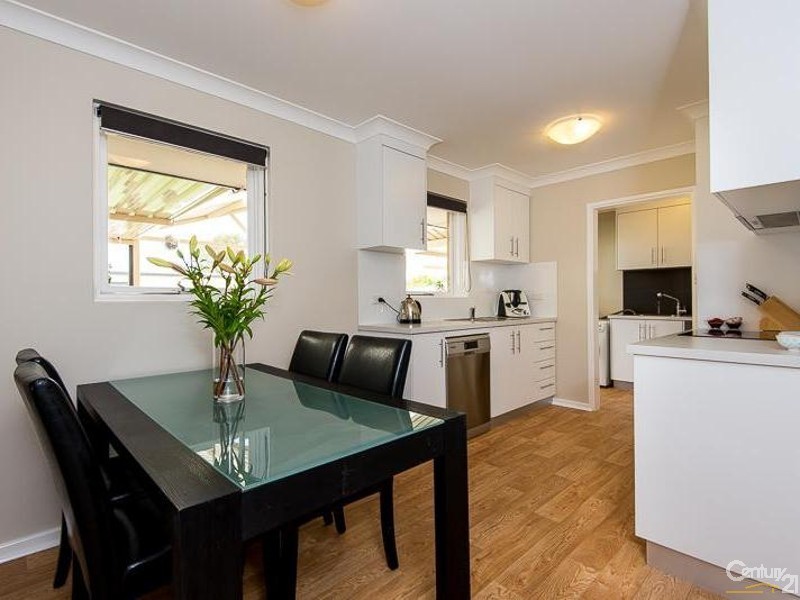 358 Spencer Road, Thornlie WA 6108