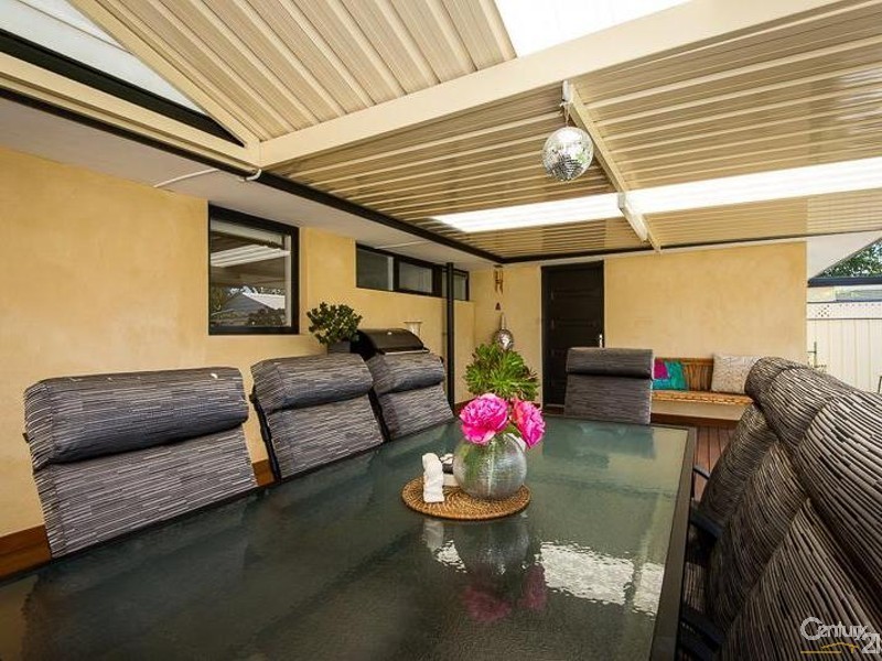 358 Spencer Road, Thornlie WA 6108