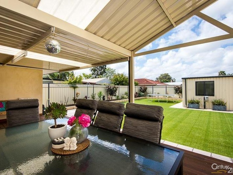 358 Spencer Road, Thornlie WA 6108