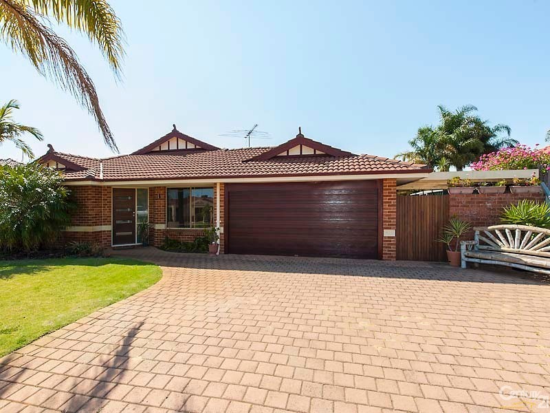 29 Camelot Grove, Carramar WA 6031