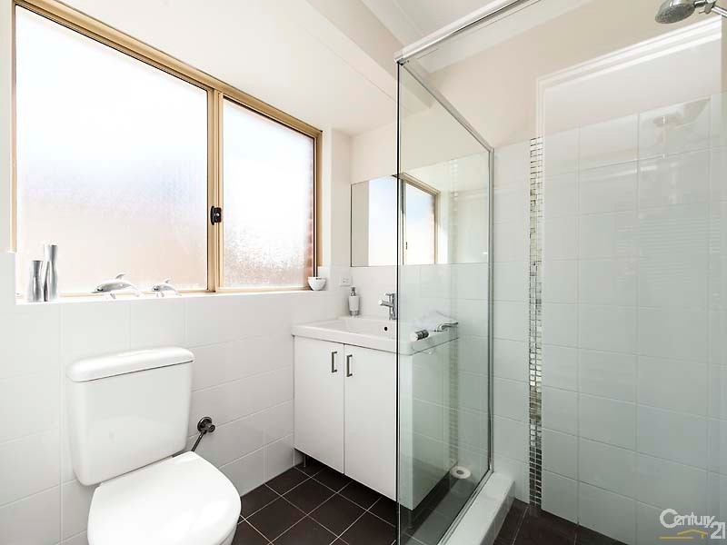 29 Camelot Grove, Carramar WA 6031